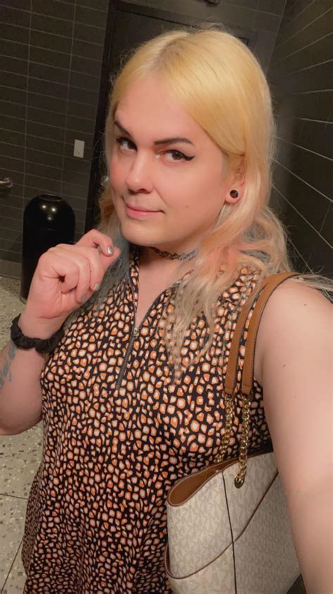 I noticed how many women post selfies in the public restroom and i