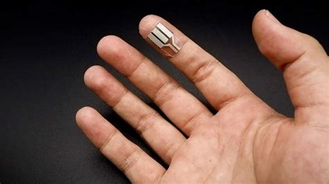 wearable finger wrap powers small electronics  sleep
