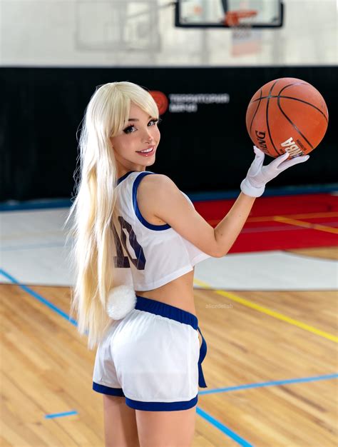 Lola Bunny Cosplay Nude