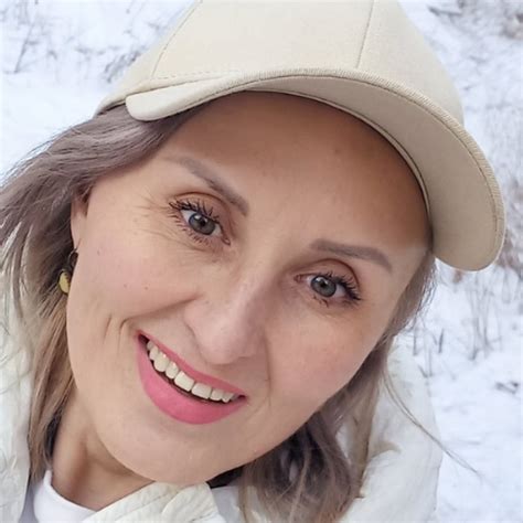 Лариса Соловьева - YouTube