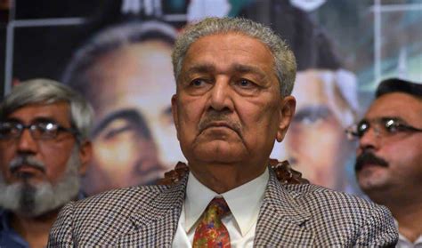 pakistani nuclear scientist dr abdul qadeer khan passes