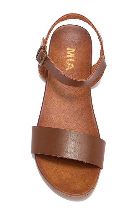 Mia Piper's Instagram, Twitter & Facebook on IDCrawl