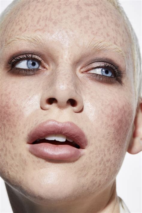 Augen Make-up Basics: Die perfekte Anleitung für Anfänger - PlusPerfekt