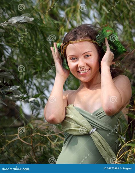 Waldnymphe stockfoto. Bild von person, nymphe, leute - 34873990