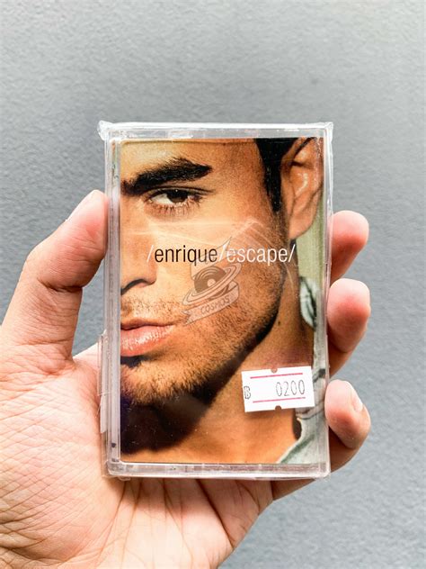 Enrique Iglesias - Escape - cdcosmos