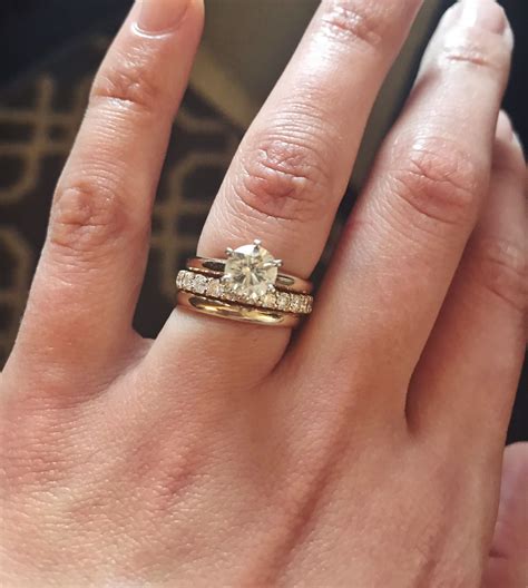 How To Put Wedding Ring And Engagement Ring Together at Whitney Luke blog