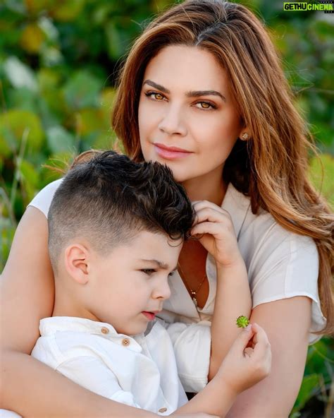 Angélica Celaya Wiki, Biography, Age, Gallery, Spouse and more