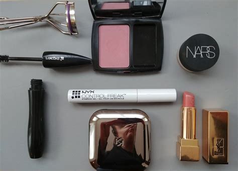 The Bare Essentials Makeup - Jordan Up to Date | Bare essentials makeup ...