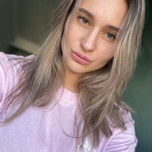 Анастасия, 29 лет, по знаку зодиака Скорпион хочет познакомиться с ...