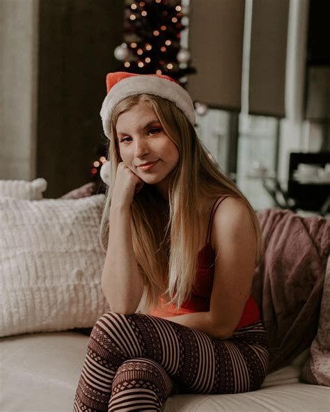 LUCY CLOUD ☁️ (@lucycloudmusic) • Instagram photos and videos