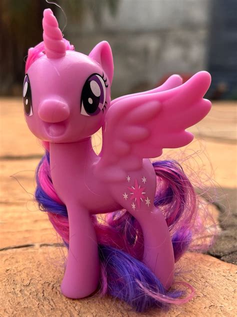 Twilight Sparkle Brinquedo - My Little Pony G4 Twilight Sparkle Mane Six Reboot | Brinquedo Hasbro ...