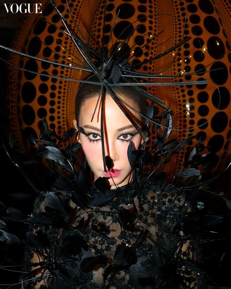 Fiona Xie Is An Avante-Garde Raven In This Year’s Opulence Ball