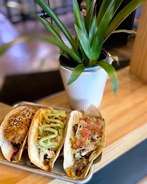 Bobcat Bonnie's (@bobcatbonnies) • Instagram photos and videos