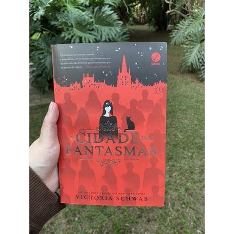 A Cidade Dos Fantasmas - Livro “A cidade dos fantasmas” Victoria Schwab | Shopee Brasil