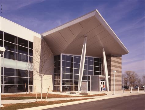 herman miller triangle associates