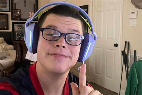 Twitch Streamer Sketch Speaks Out After Past OnlyFans Content Leaked ...