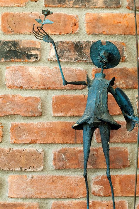 Exploring the World of Don Quijote: Imagination and Creativity Come