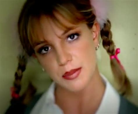 7 Shocking Facts You Didn't Know About Britney's Collapse - Curiosify