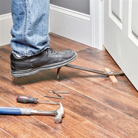 9 Tips and Tricks for Using Your Pry Bar | Family Handyman