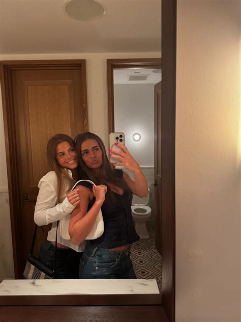 Sophie Jane (@sophieschrag) • Instagram photos and videos