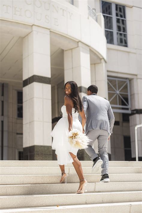 Orlando Photographer // Joyful Courthouse Wedding - Orlando Micro