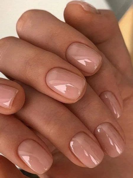 The Mani Edit: Why You Need Lip Gloss Nails | Neutral nails, Stylish ...