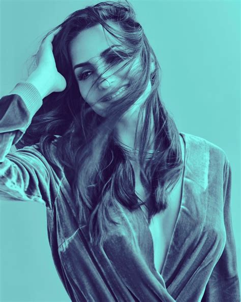 Jade Love (@jadelovesworld) • Instagram photos and videos