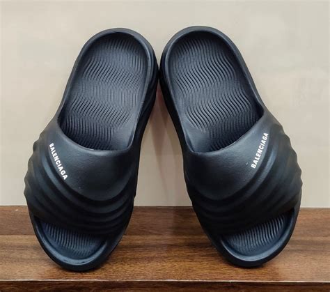 Balenciaga Slides - FootHunk