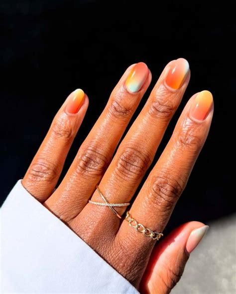 Unhas Amendoadas Curtas - Unhas curtas e amendoadas: 6 nail arts para usar o formato com estilo ...