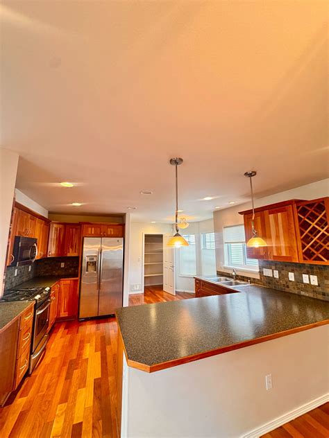 anchorage marketplace