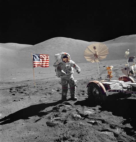 apollo   spotlight  moonwalkers