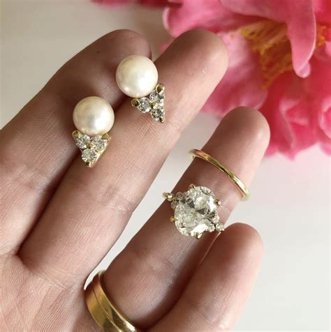 How to Wear Your Jewelry More Often | Who What Wear