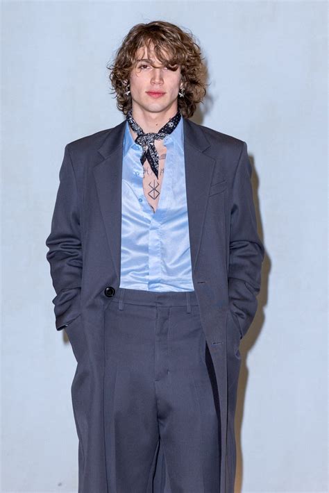 Photo : Vinnie Hacker - Photocall du défilé de mode Hommes "AMI" prêt-à