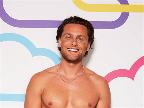 Love Island: Who is Casey O’Gorman? Meet the model and…