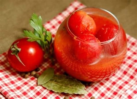 Помидоры в собственном соку: самые вкусные рецепты на зиму