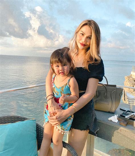 8 Potret Cantik Katherine Anak DJ Katty Butterfly, Bisa Bicara dalam 3