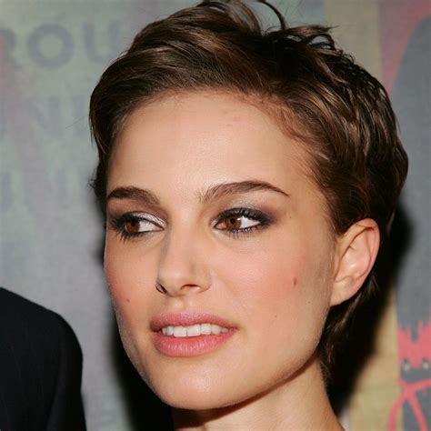 Cutting short bob styles is the biggest hair trend of the year 32