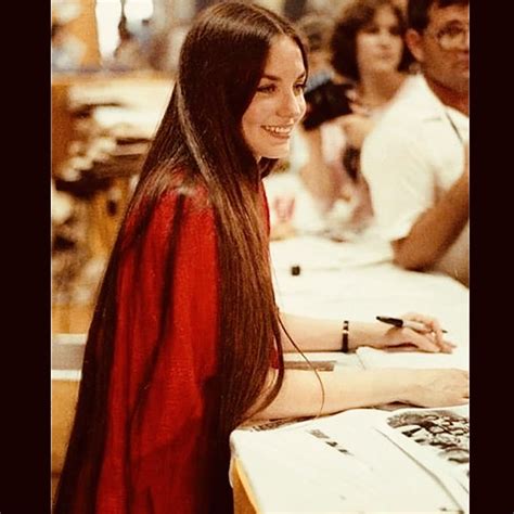 crystal gayle hair 10