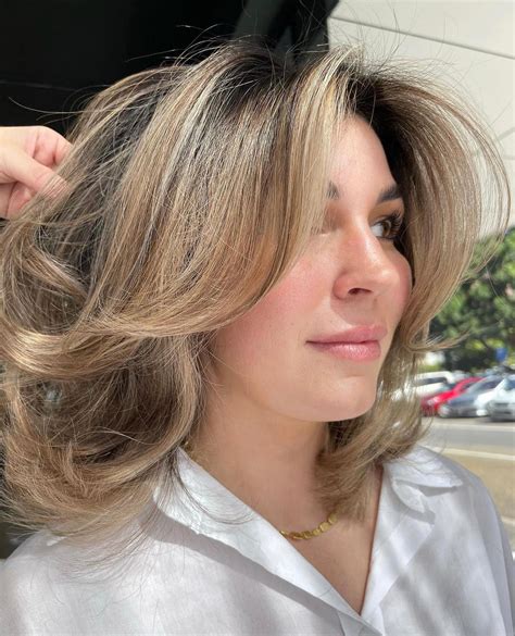 Women love how short layered hair styling adds instant volume 3