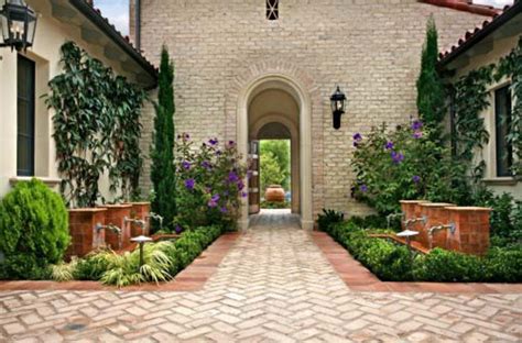 Mediterranean Patios, Pergolas, Stucco Terraces, Water Fountains, and ...