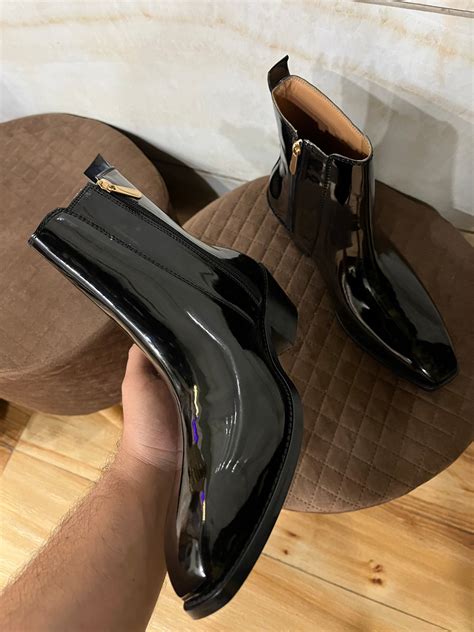 Italian Cut Patent Boots – Lozano