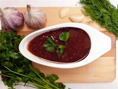 Соус из чернослива: вкусный соус к мясу, птице и рыбе