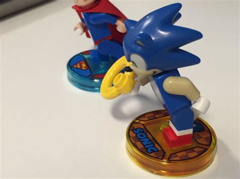 First look at LEGO Dimensions' new Sonic figure