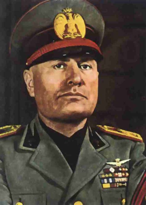 Vanessa Simões: Benito Mussolini