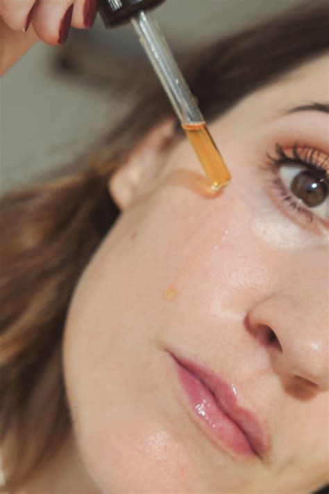 Why You Should Use Vitamin C in Your Everyday Skincare Routine