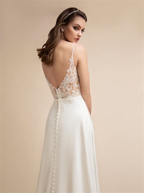 side bustle wedding dress - Fashion Professional