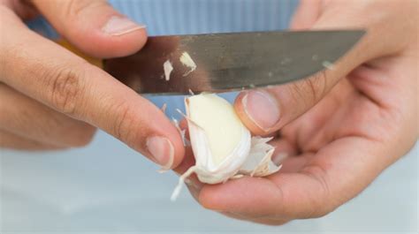 You've Been Peeling Garlic All Wrong