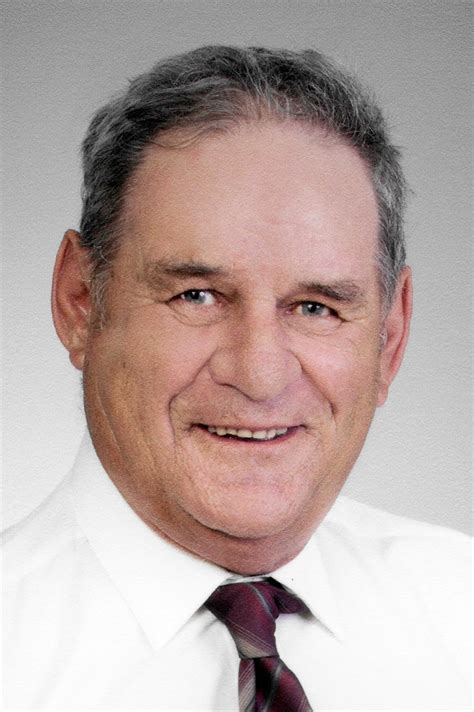 La communauté consulte les avis de décès journal de québec aujourd'hui 14