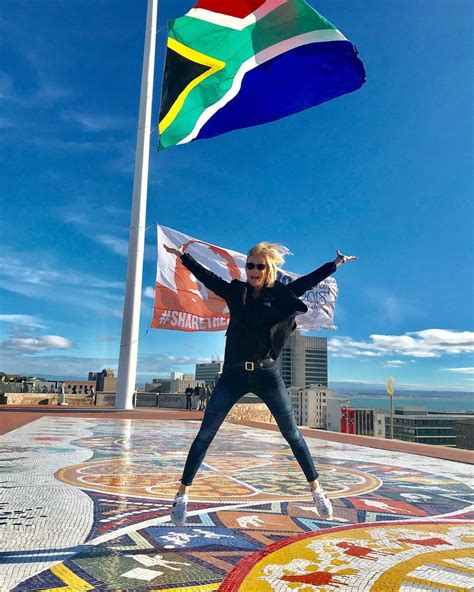 Brooke Logan dances her way into Mzansi