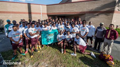 Dolphins Donate Equipment To Glades Central Community High School